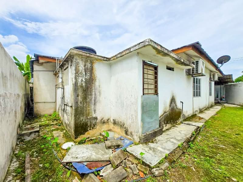 Bungalow for Sale in Sungai Buloh (Selangor) - Zul Syafiq - Exterior - PropertyGuru.com.my