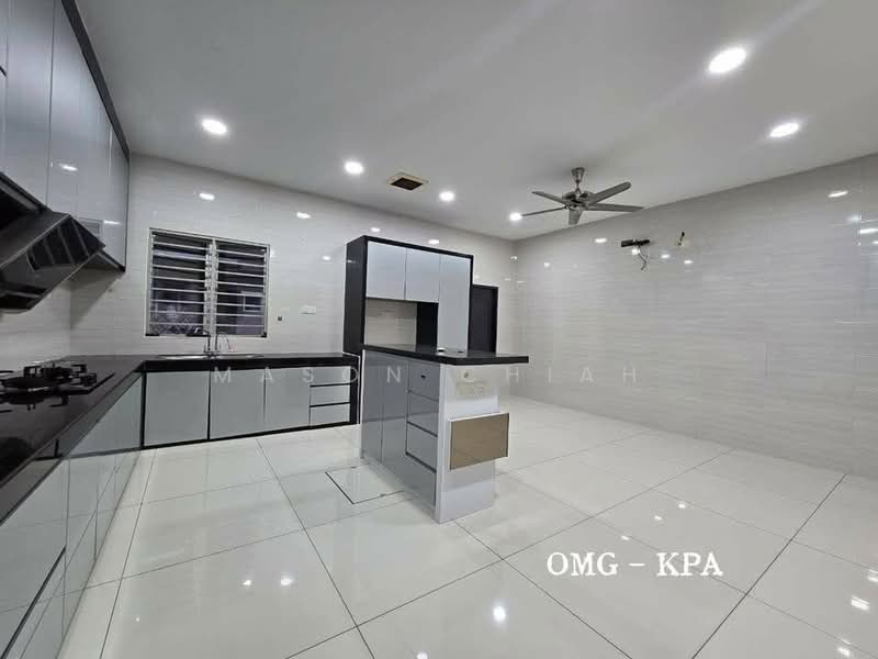 2-storey Terraced House for Sale in Bandar Bukit Raja (Klang) - Mason Chiah - Kitchen - PropertyGuru.com.my