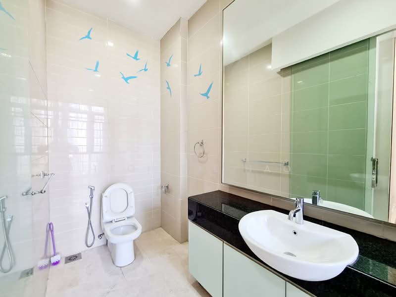 Servis Apartment untuk Disewa di Suria Stonor - Teoh Yie Hao - Bathroom - PropertyGuru.com.my