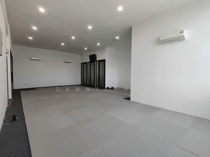 Semi-D Factory for Sale in Taman Perindustrian Kapar Bestari (Kapar) - Danny Chan - Interior - PropertyGuru.com.my