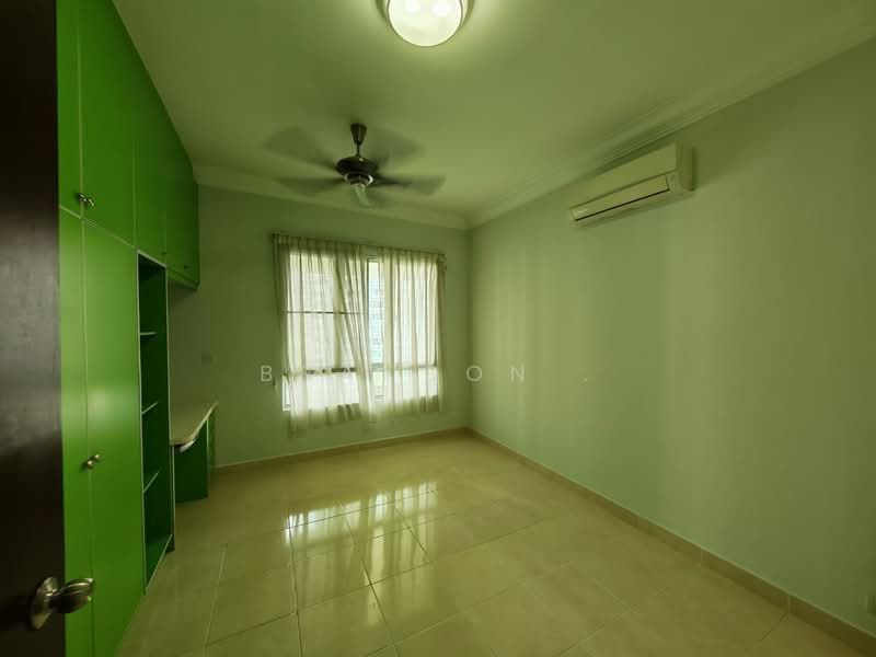 Condominium for Sale at Riana Green East - Brandon . - Bedroom - PropertyGuru.com.my