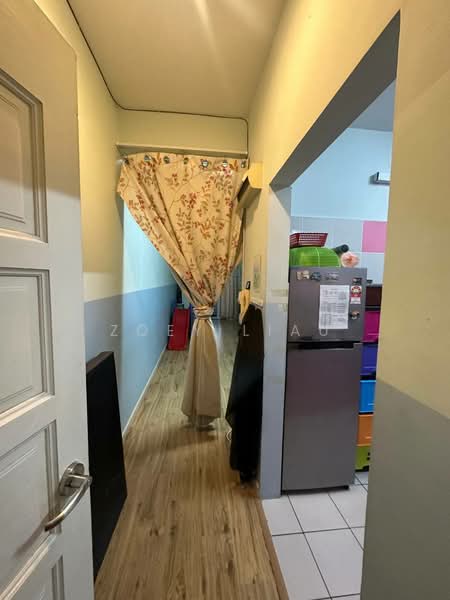 Condominium for Sale at Alam Damai - Zoey Liau - Corridor - PropertyGuru.com.my