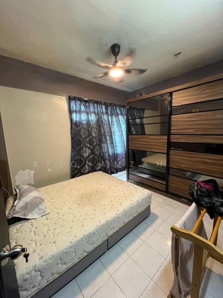 Pangsapuri untuk Disewa di Desa Bayan Apartment - AfiqHamzah . - Bedroom - PropertyGuru.com.my