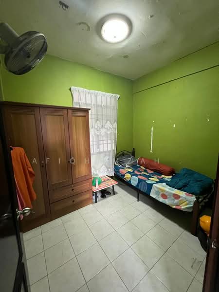 Pangsapuri untuk Disewa di Desa Bayan Apartment - AfiqHamzah . - Bedroom - PropertyGuru.com.my