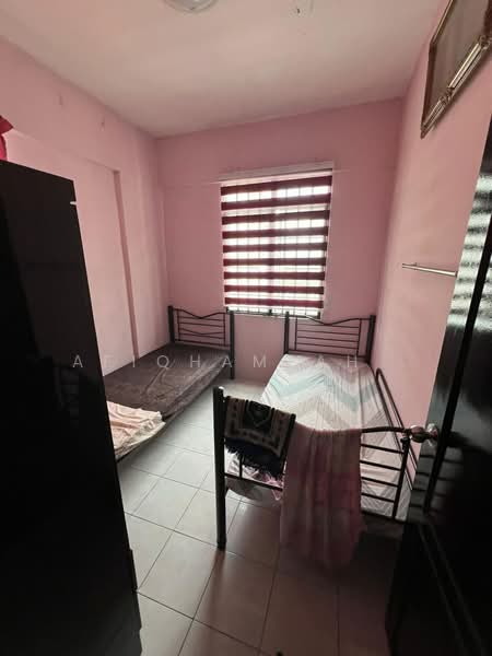 Pangsapuri untuk Disewa di Desa Bayan Apartment - AfiqHamzah . - Bedroom - PropertyGuru.com.my