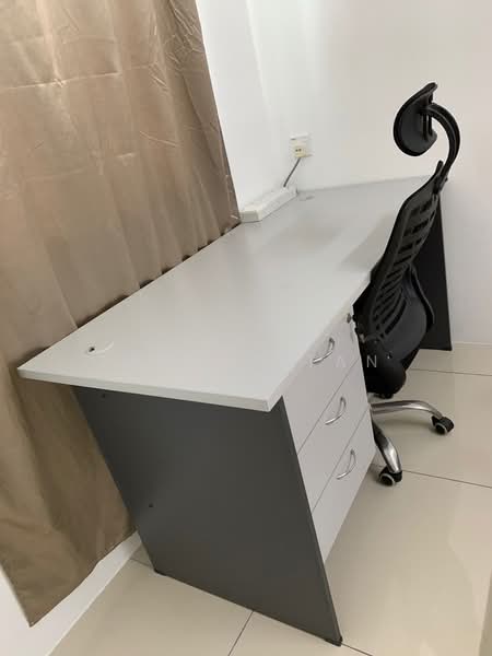 Untuk Disewa - Ara Green