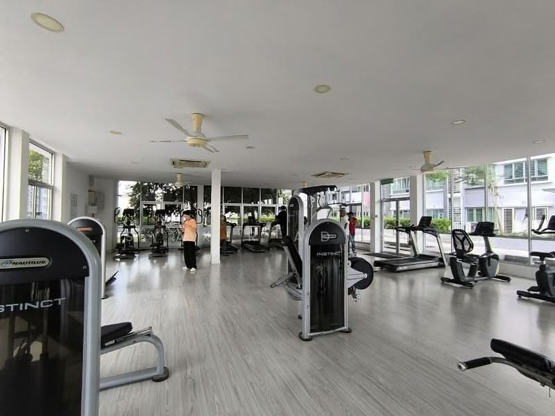 Service Residence for Sale at Savanna Executive Suite @ Southville City - Syakir Adman - Gym - PropertyGuru.com.my