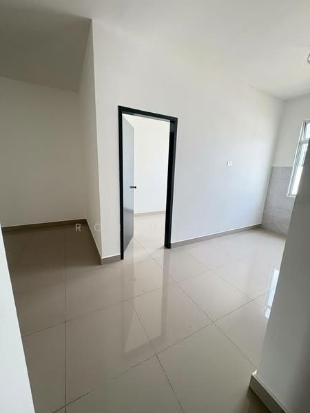 2-storey Terraced House for Sale in Bandar Dato Onn (Tebrau) - Robin Lim - Interior - PropertyGuru.com.my