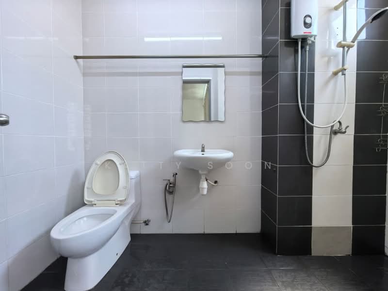 Servis Apartment untuk Disewa di Silk Sky - Katty Soon - Bathroom - PropertyGuru.com.my