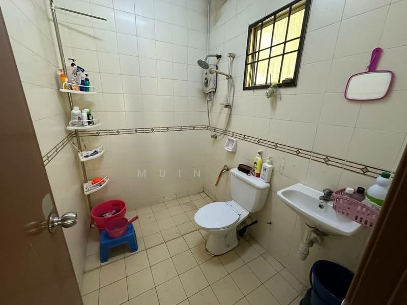 Pangsapuri untuk Dijual di Pangsapuri Tainia - Muin Mn - Bathroom - PropertyGuru.com.my