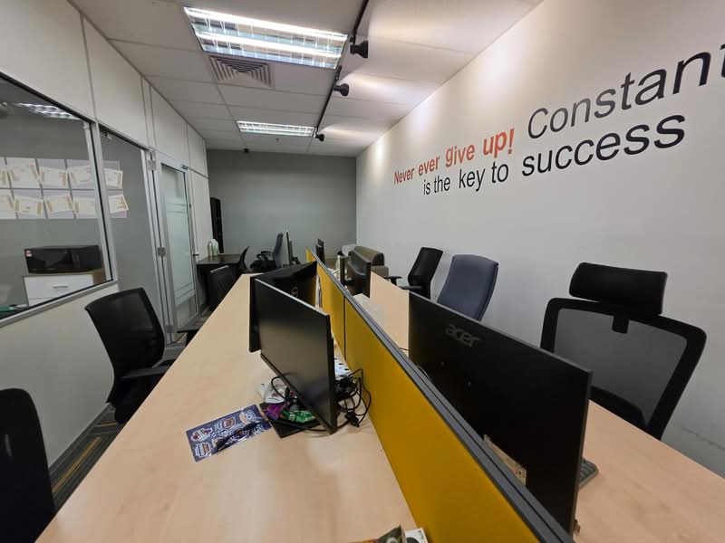 Pejabat untuk Disewa di KL Eco City (Kuala Lumpur) - Pik Har Chan - Interior - PropertyGuru.com.my