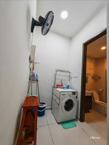 Condominium for Sale at Amberside @ Country Garden Danga Bay - NG ZEN XI - Bathroom - PropertyGuru.com.my