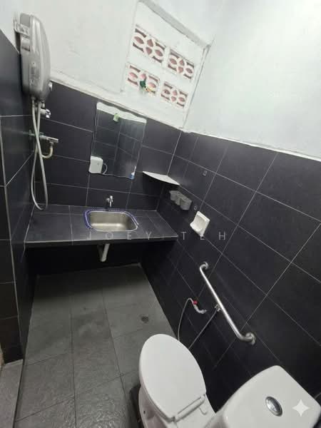 Semi-Detached House for Sale in Alma (Bukit Mertajam) - Joey Teh - Bathroom - PropertyGuru.com.my