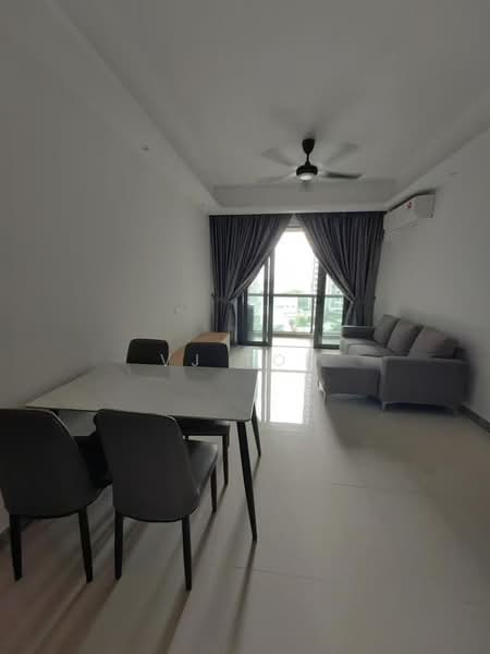 Kondominium untuk Disewa di R&F Princess Cove Phase 2-Seine Region - VJ Toh - Living Room - PropertyGuru.com.my