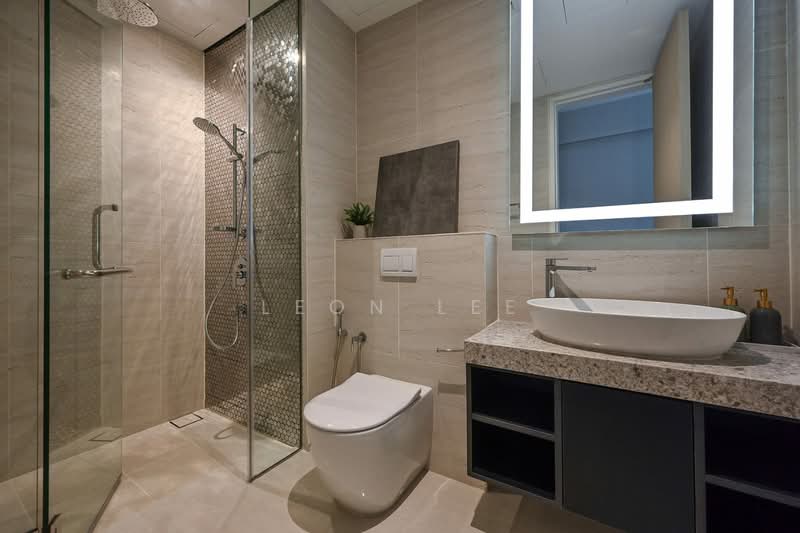Service Residence for Sale at Star Residences One - Leon Lee - Bathroom - PropertyGuru.com.my