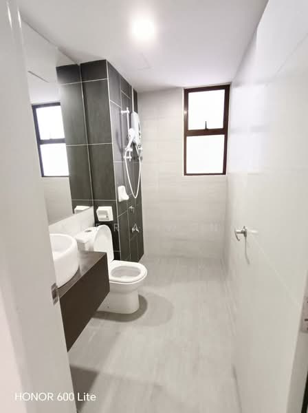 Condominium for Rent at Admiral Residences - Kiera Wong - Bathroom - PropertyGuru.com.my