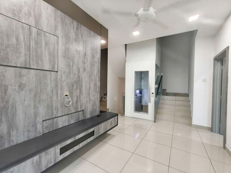 Cluster House for Sale in Skudai (Johor) - Lai Kok Seng - Living Room - PropertyGuru.com.my