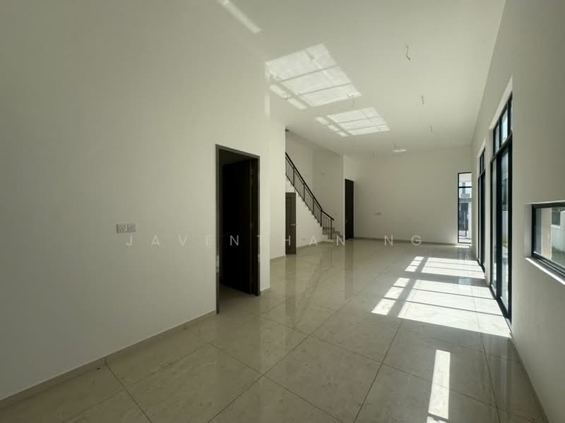 Rumah Kluster untuk Dijual di Austin Crest (Johor Bahru) - Javenthan Ng - Living Room - PropertyGuru.com.my