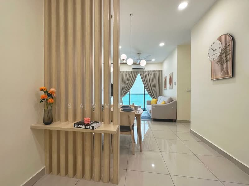 Service Residence for Sale at Summer Suites - Residensi Bukit Meldrum - Sammeane . - Living Room - PropertyGuru.com.my