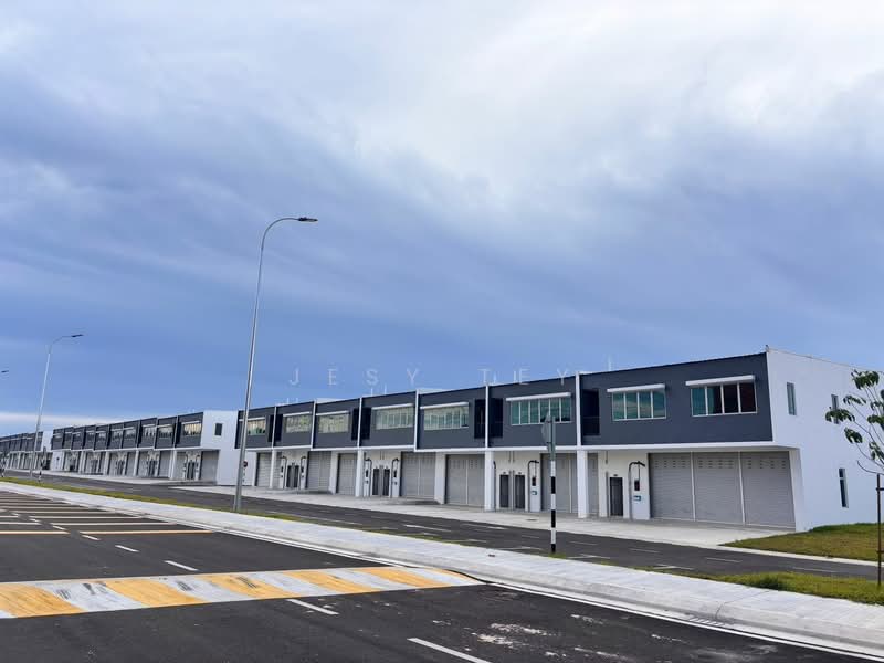 Shop for Rent in Indahpura Industrial Park (Kulai) - Jesy Tey - Exterior - PropertyGuru.com.my
