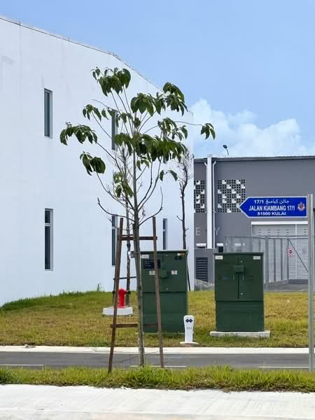 Shop for Rent in Indahpura Industrial Park (Kulai) - Jesy Tey - Exterior - PropertyGuru.com.my