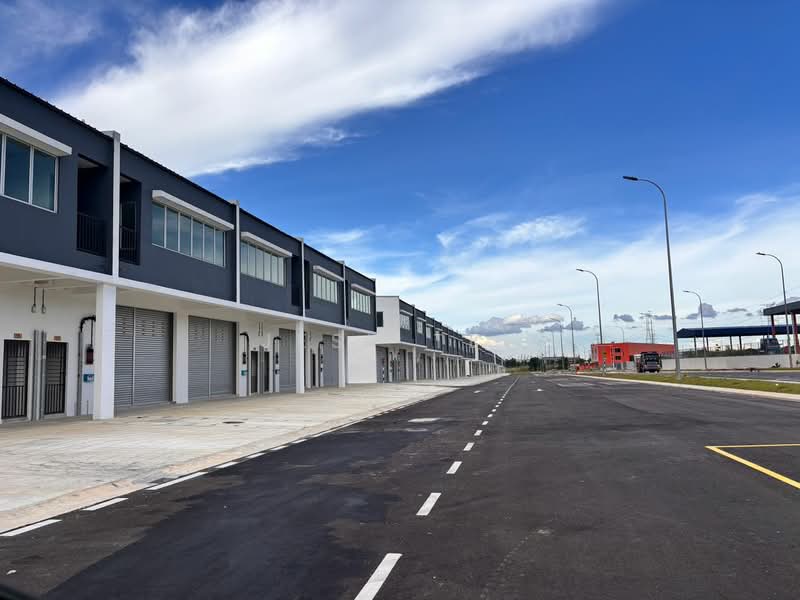 Shop for Rent in Indahpura Industrial Park (Kulai) - Jesy Tey - Exterior - PropertyGuru.com.my