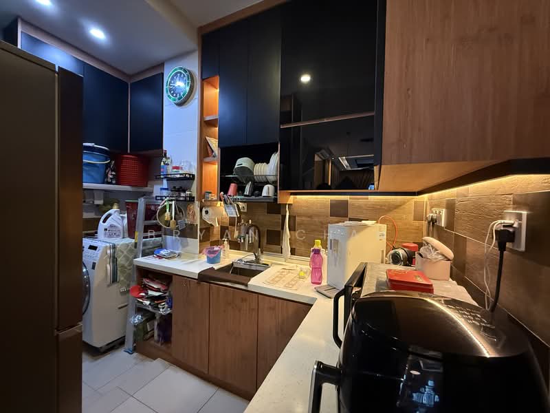 Kediaman Servis untuk Dijual di Le Pavillion - Bryan Chan - PropertyGuru.com.my