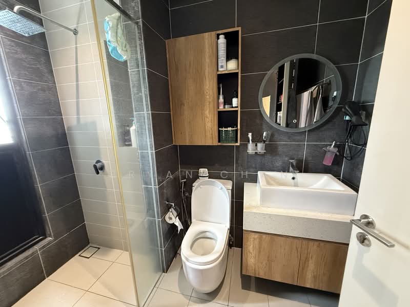 Kediaman Servis untuk Dijual di Le Pavillion - Bryan Chan - PropertyGuru.com.my