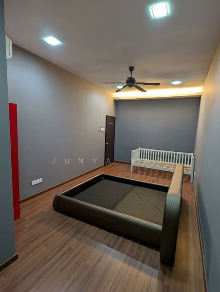 Rumah Teres 2 Tingkat untuk Dijual di Taman Bangi Jaya (Semenyih) - Junya Yap - Bedroom - PropertyGuru.com.my