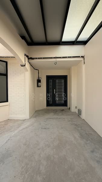 2-storey Terraced House for Rent in Taman Skudai Baru (Skudai) - Johnson Chong - Entrance - PropertyGuru.com.my