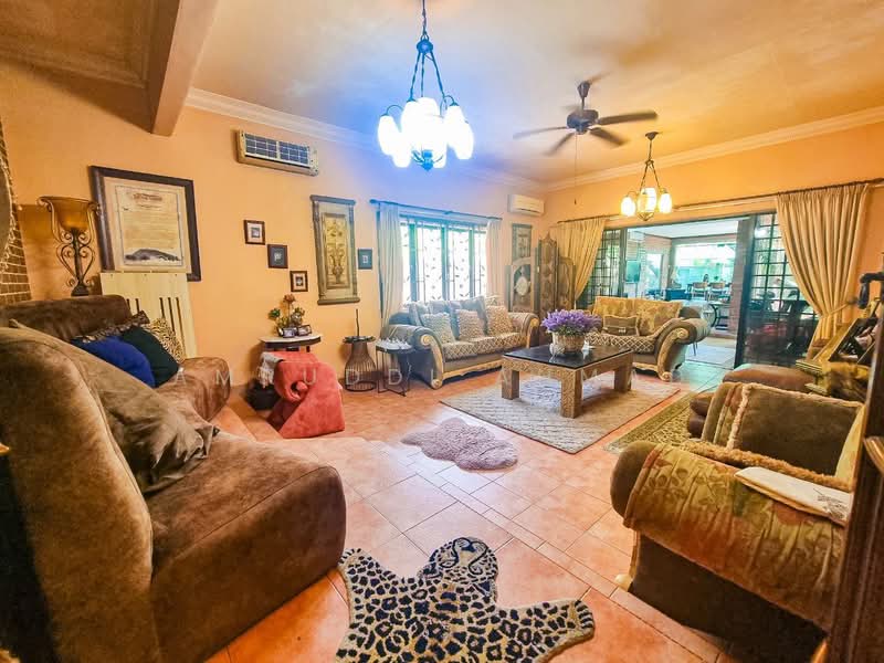 Rumah Banglo untuk Dijual di Sungai Penchala (Kuala Lumpur) - Amruddi Ahmad - Living Room - PropertyGuru.com.my