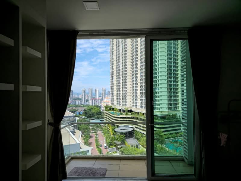 Servis Apartment untuk Dijual di Camellia Serviced Suites - Leon Lee - Balcony - PropertyGuru.com.my