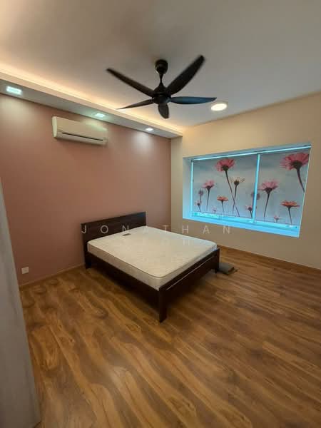 Servis Apartment untuk Disewa di Saville @ Melawati - Jonathan Yeoh - Bedroom - PropertyGuru.com.my