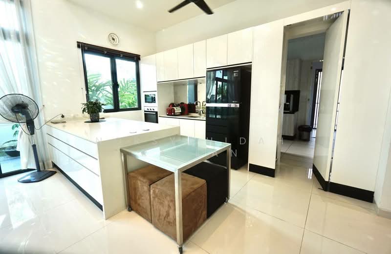 Bungalow for Sale in Cyberjaya (Selangor) - Norsyahidah Razlan - Kitchen - PropertyGuru.com.my
