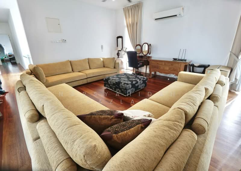 Bungalow for Sale in Cyberjaya (Selangor) - Norsyahidah Razlan - Family Hall - PropertyGuru.com.my