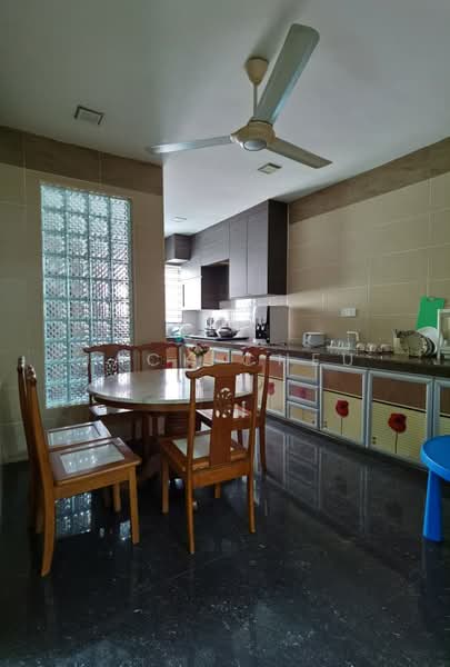 Rumah Teres 2 Tingkat untuk Dijual di Taman Setia Indah (Tebrau) - Jack Cheu - Kitchen - PropertyGuru.com.my