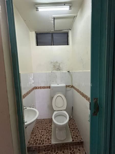 2-storey Terraced House for Sale in Taman Skudai Baru (Skudai) - Bernice Gan - Bathroom - PropertyGuru.com.my