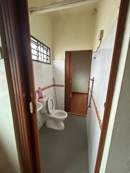 2-storey Terraced House for Sale in Taman Skudai Baru (Skudai) - Bernice Gan - Bathroom - PropertyGuru.com.my