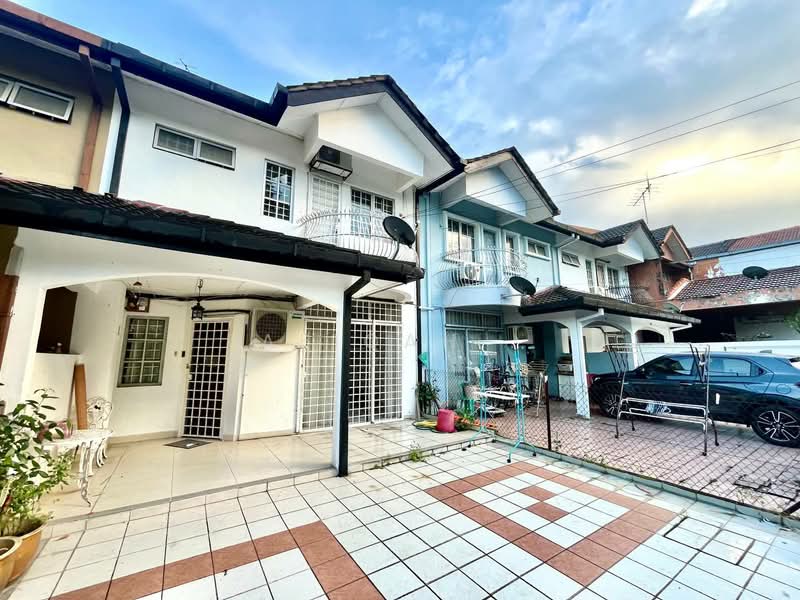 2-storey Terraced House for Sale in Seksyen 5 Wangsa Maju (Wangsa Maju) - Afiqah . - Exterior - PropertyGuru.com.my
