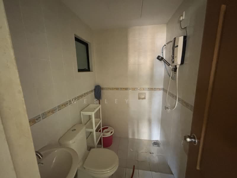 Condominium for Sale at Pelangi Utama - Wesley Fu - Bathroom - PropertyGuru.com.my