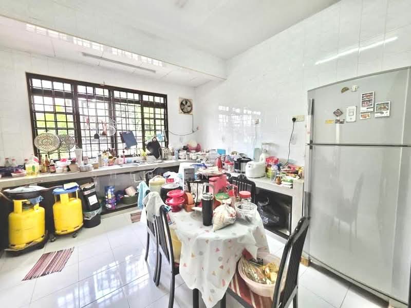 2-storey Terraced House for Sale in Taman Daya (Johor Bahru) - Shereen Wong - Kitchen - PropertyGuru.com.my
