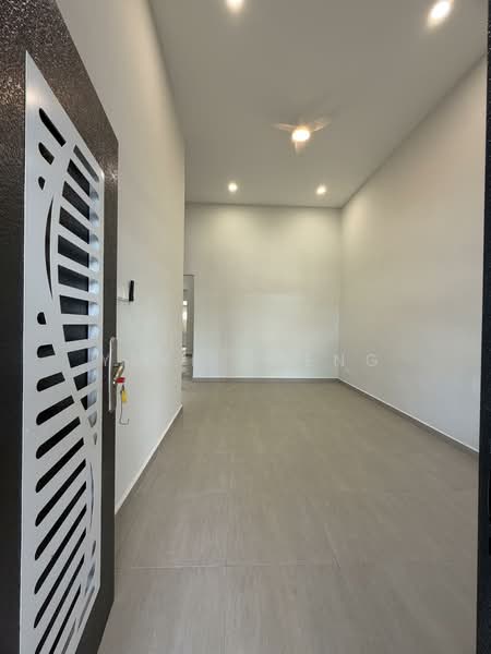1-storey Terraced House for Sale in Taman Perling (Perling) - Yuki Cheng - Entrance - PropertyGuru.com.my