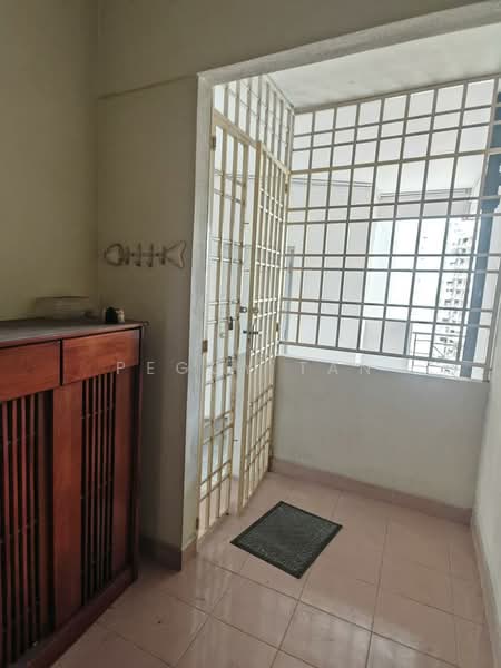 Kondominium untuk Disewa di Marina Bay Condominium - Peggy Tan - Balcony - PropertyGuru.com.my