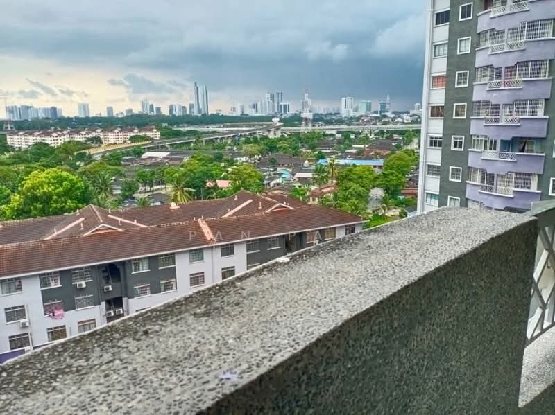Apartment for Rent at Bayu Puteri 2 - Pan Pan - PropertyGuru.com.my