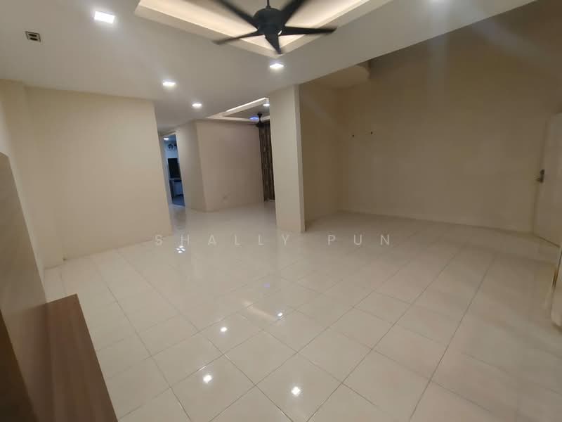Rumah Teres 2 Tingkat untuk Disewa di Bandar Kinrara (Selangor) - Shally Pun - Living Room - PropertyGuru.com.my