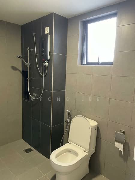 Service Residence for Rent at D'Cosmos Residences - Kfong Lee - Bathroom - PropertyGuru.com.my