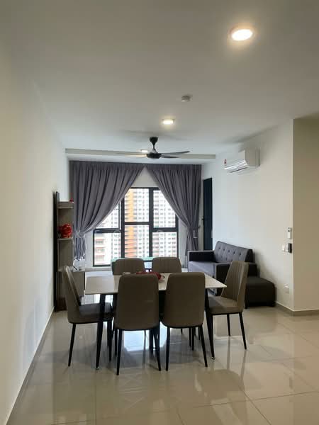 Service Residence for Rent at D'Cosmos Residences - Kfong Lee - Living Room - PropertyGuru.com.my