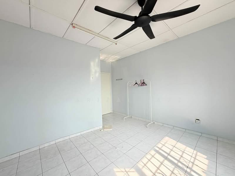 Apartment for Sale at Pangsapuri Subang Suria - Isfarizal fazz - Interior - PropertyGuru.com.my