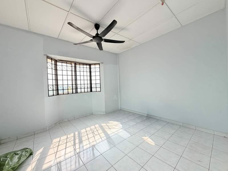 Apartment for Sale at Pangsapuri Subang Suria - Isfarizal fazz - Interior - PropertyGuru.com.my