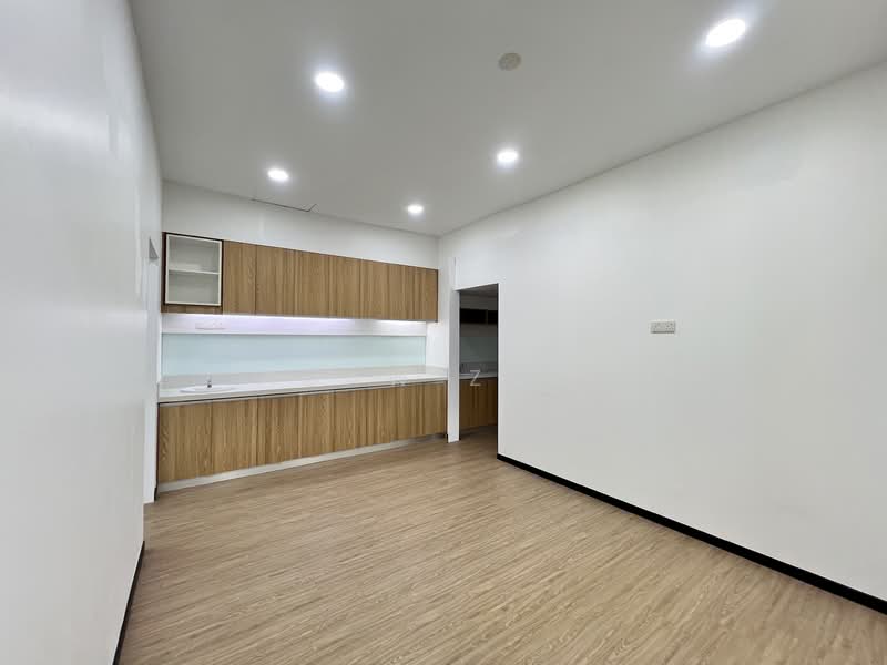 Shop / Office for Rent in Bukit Jelutong (Shah Alam) - Adaw Zain - Kitchen - PropertyGuru.com.my